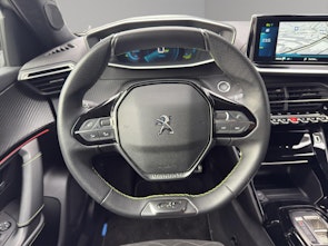 Vehicle image PEUGEOT 2008 e-GT Pack