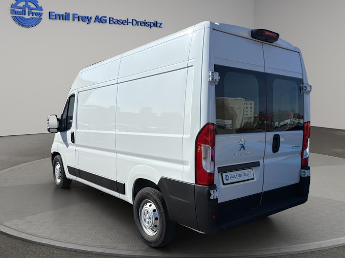 Vehicle image PEUGEOT BOXER