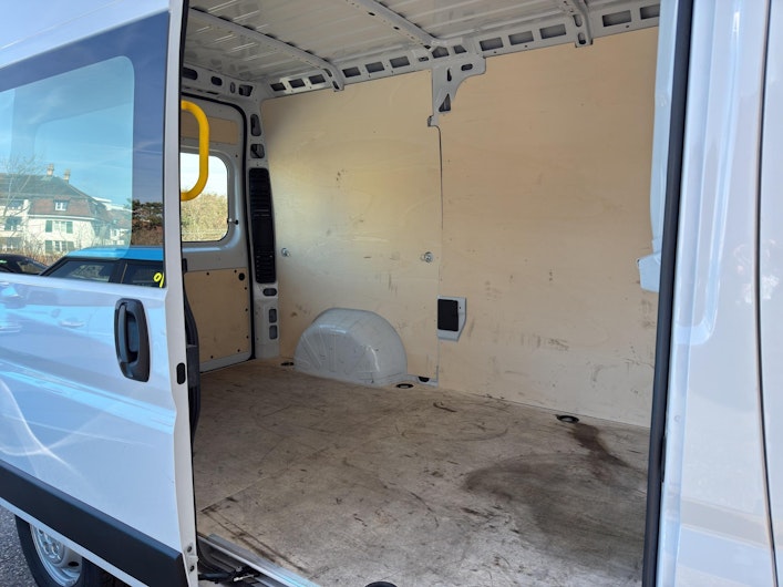 Vehicle image PEUGEOT BOXER