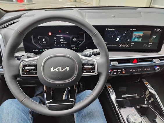 Vehicle image 13 Vehicle image 13