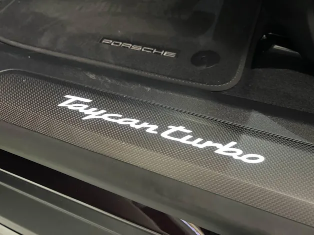 Porsche Taycan Turbo Sport Turismo