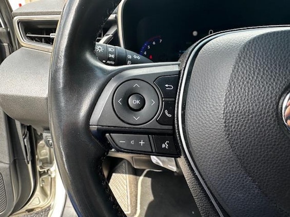 Vehicle image 14 Vehicle image 14