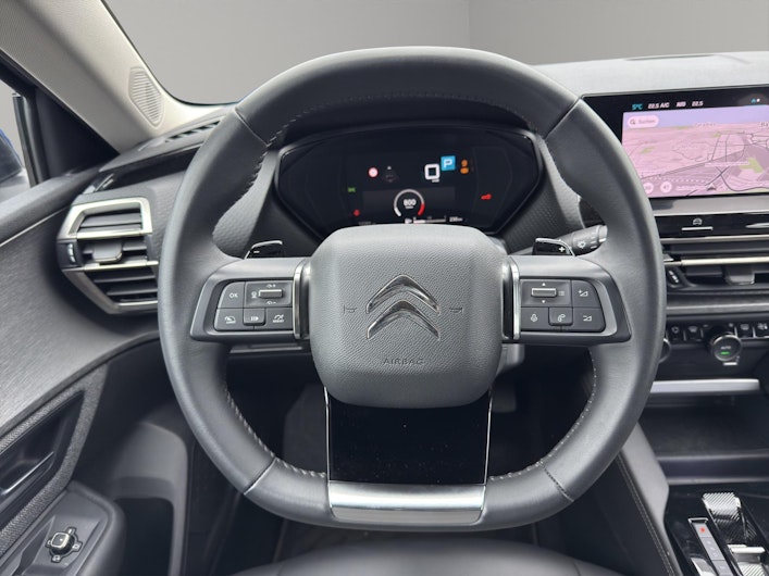 Vehicle image CITROEN C5 X