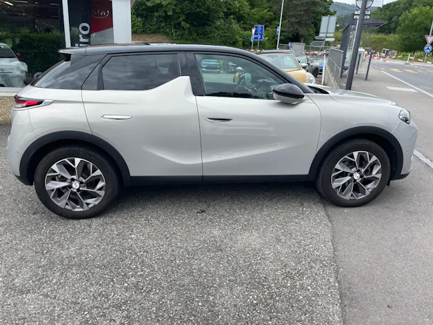 DS Automobiles 3 Crossback E-Tense So Chic