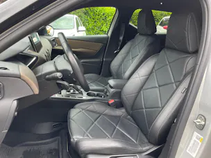 DS Automobiles 3 Crossback E-Tense So Chic