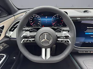 Mercedes-Benz E 220 d AMG Line 4matic Kombi