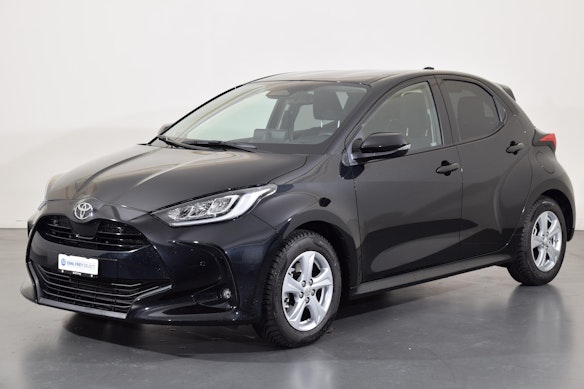 TOYOTA Yaris 1.5 VVT-i HSD Trend 1