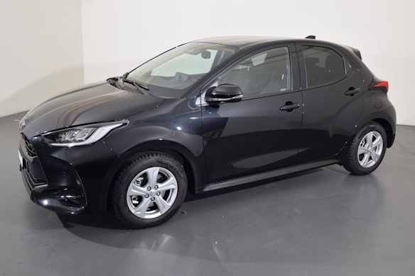 TOYOTA Yaris 1.5 VVT-i HSD Trend 3