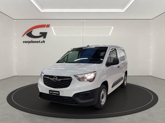 First vehicle image
