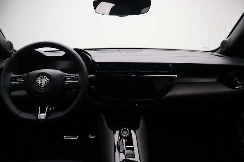 Vehicle image ALFA ROMEO JUNIOR