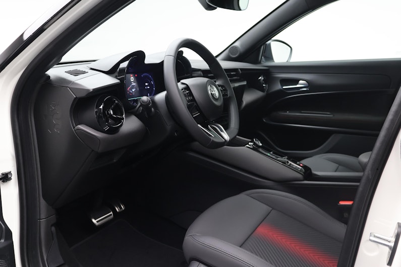 Vehicle image ALFA ROMEO JUNIOR