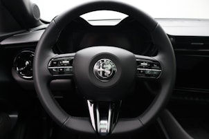 Vehicle image ALFA ROMEO Junior Elettrica Veloce