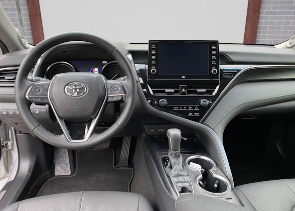 Vehicle image 6 Vehicle image 6