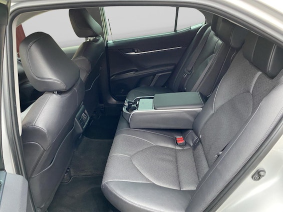 Vehicle image 8 Vehicle image 8