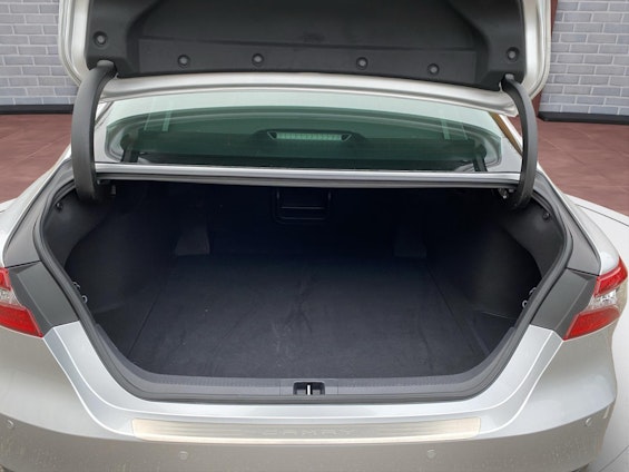 Vehicle image 10 Vehicle image 10