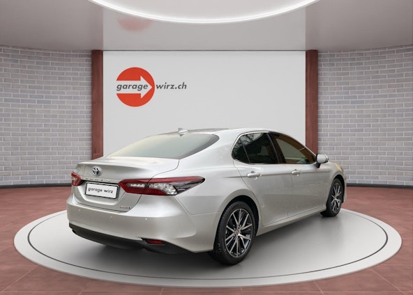 Vehicle image 4 Vehicle image 4