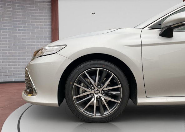 Vehicle image 9 Vehicle image 9