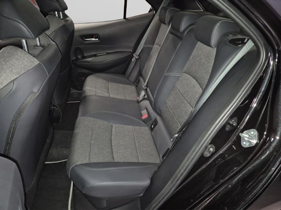 Vehicle image 8 Vehicle image 8