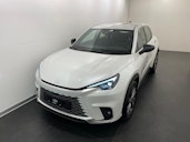 First vehicle image