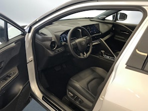 Vehicle image TOYOTA C-HR 2.0 HEV Style Premiere 4x4