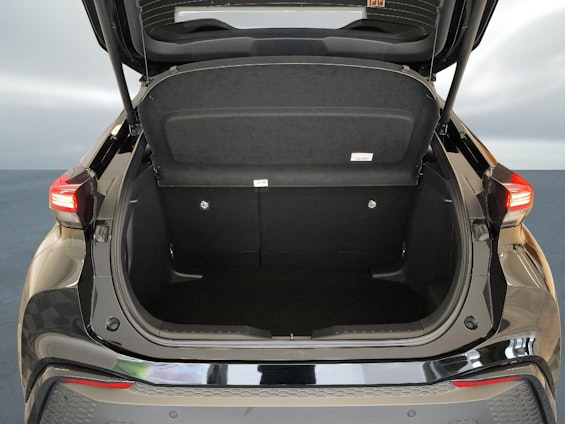 Vehicle image 12 Vehicle image 12