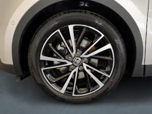 Toyota C-HR 2.0 HEV Style Premiere 4x4