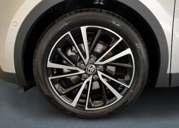 Vehicle image 13 Vehicle image 13