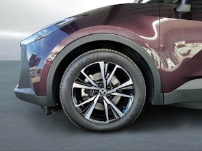 Vehicle image TOYOTA C-HR 2.0 PHEV Trend