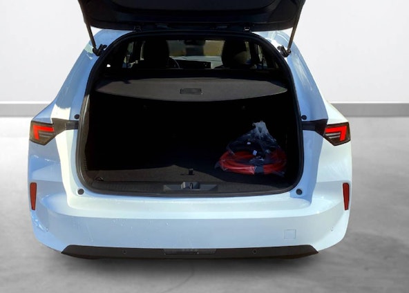 Vehicle image 6 Vehicle image 6