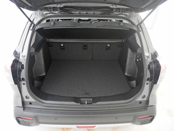 Vehicle image 19 Vehicle image 19