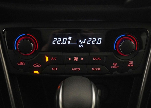 Vehicle image 15 Vehicle image 15