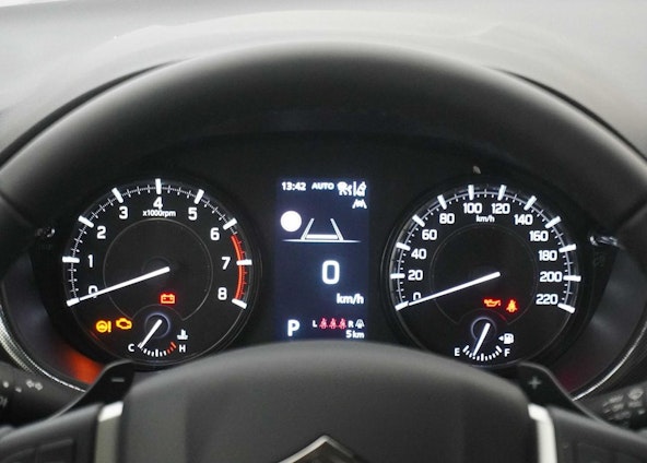 Vehicle image 10 Vehicle image 10