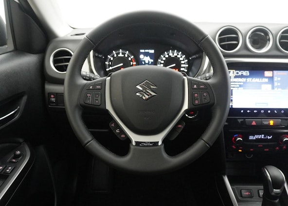 Vehicle image 9 Vehicle image 9