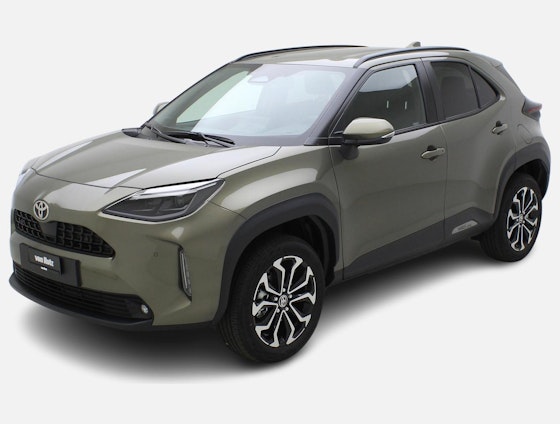 First vehicle image