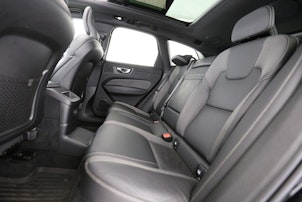 Vehicle image VOLVO XC60 2.0 T6 TE R-Design eAWD