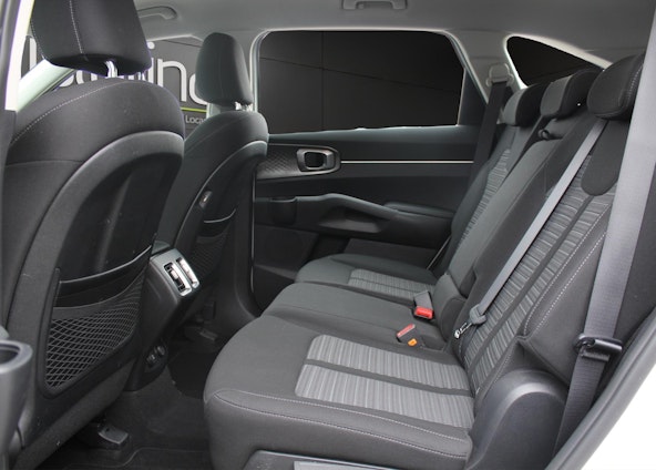 Vehicle image 9 Vehicle image 9