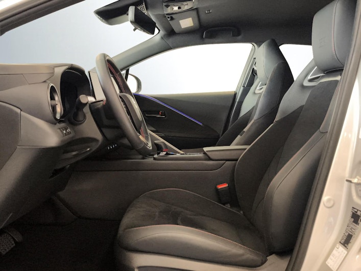 Vehicle image TOYOTA C-HR