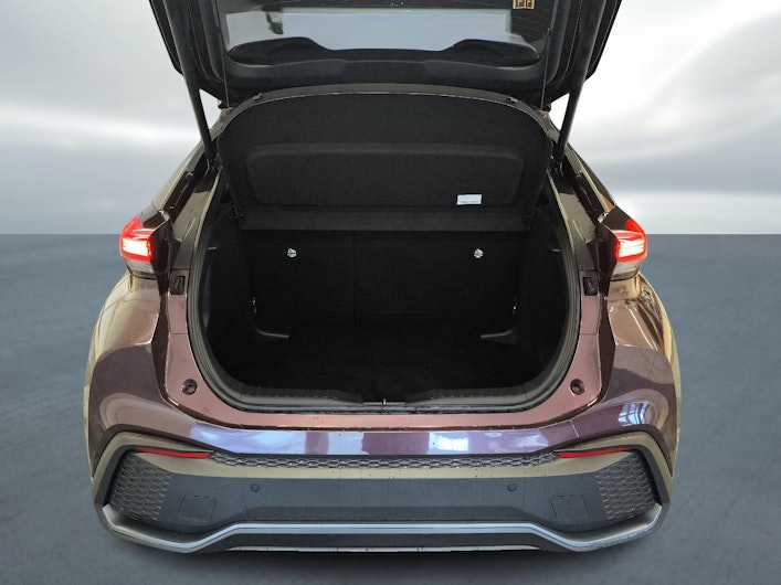 Vehicle image TOYOTA C-HR