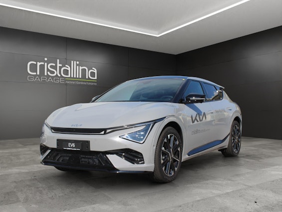 First vehicle image First vehicle image