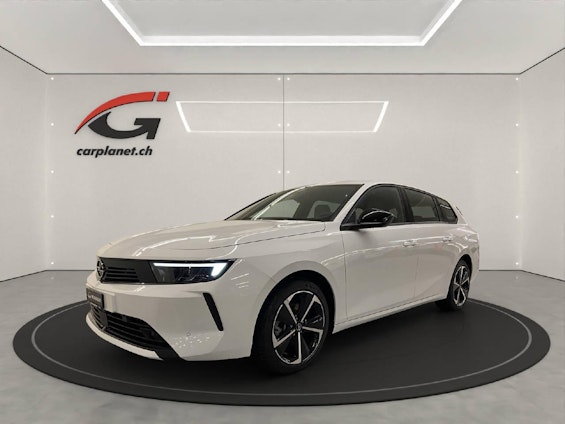 First vehicle image
