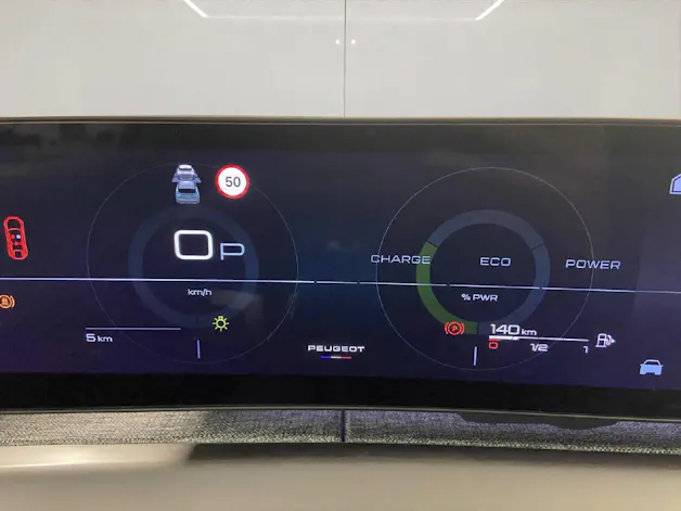 Peugeot 3008 1.2 Hybrid 136 Allure