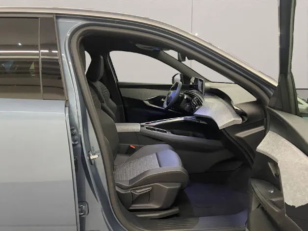Peugeot 3008 1.2 Hybrid 136 Allure