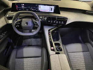 Peugeot 3008 1.2 Hybrid 136 Allure