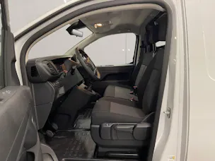 Peugeot Expert Kaw. Standard 1.5 BlueHDi 120