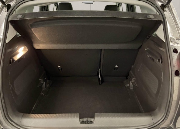 Vehicle image 12 Vehicle image 12