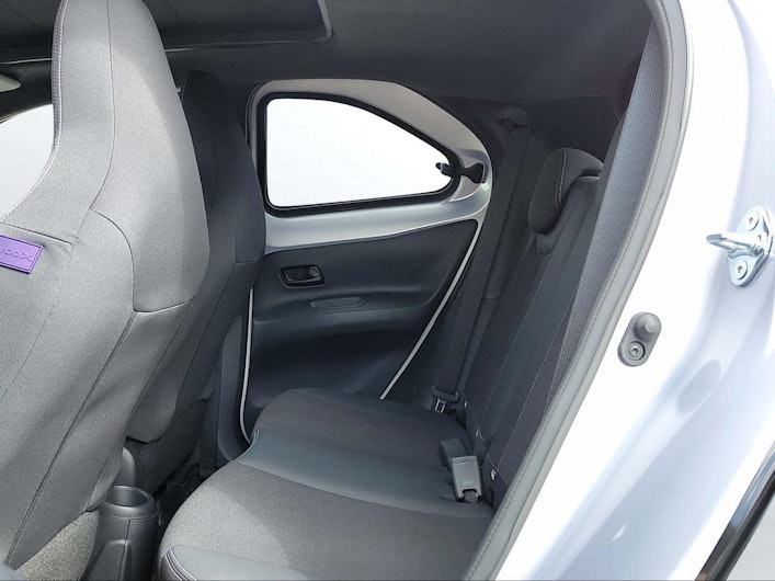 Vehicle image TOYOTA AYGO X