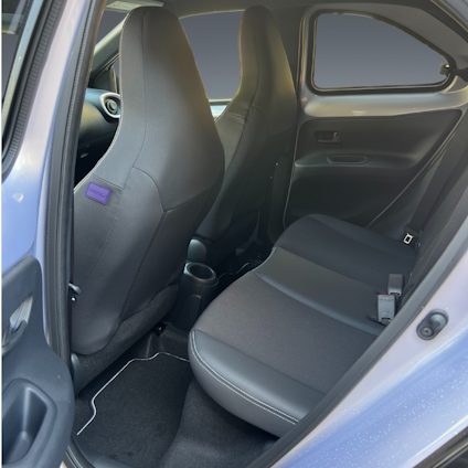 Vehicle image 8 Vehicle image 8