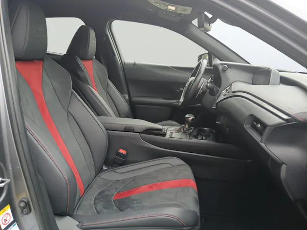 Lexus UX 250h F-Sport Launch Edition