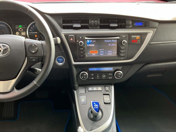 Vehicle image 11
