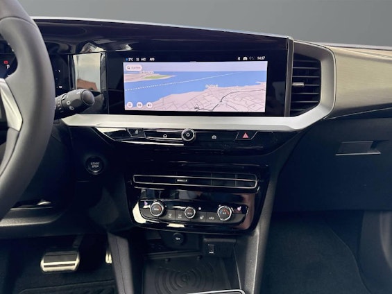 Vehicle image 11 Vehicle image 11